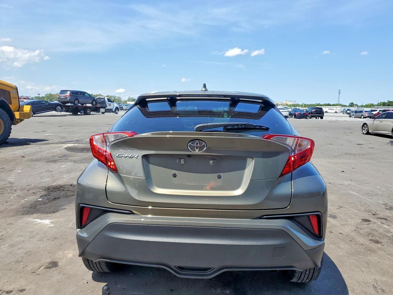 2021 Toyota C-Hr Xle - Фото 6