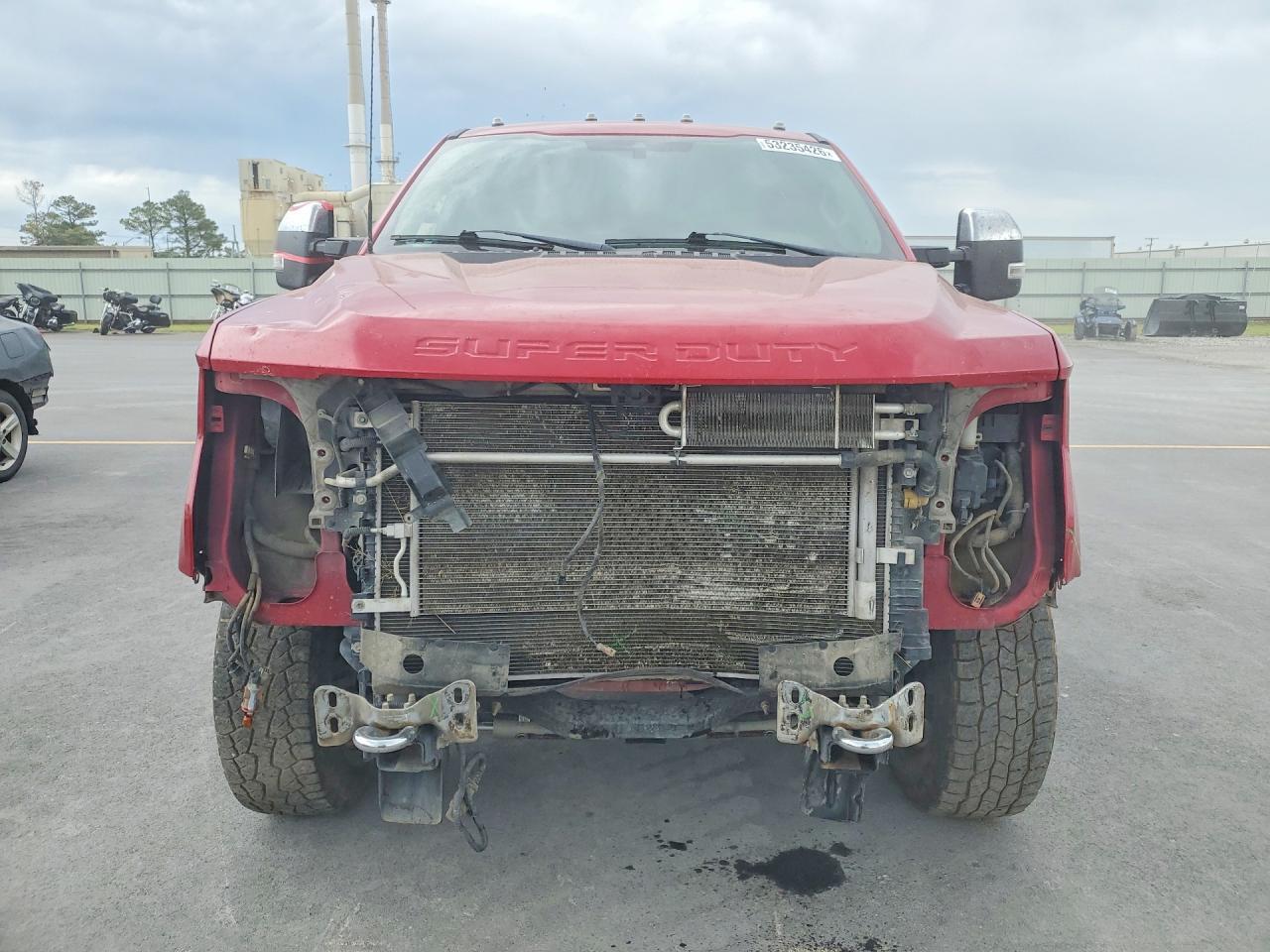 2022 Ford F250 Super Duty - Фото 5
