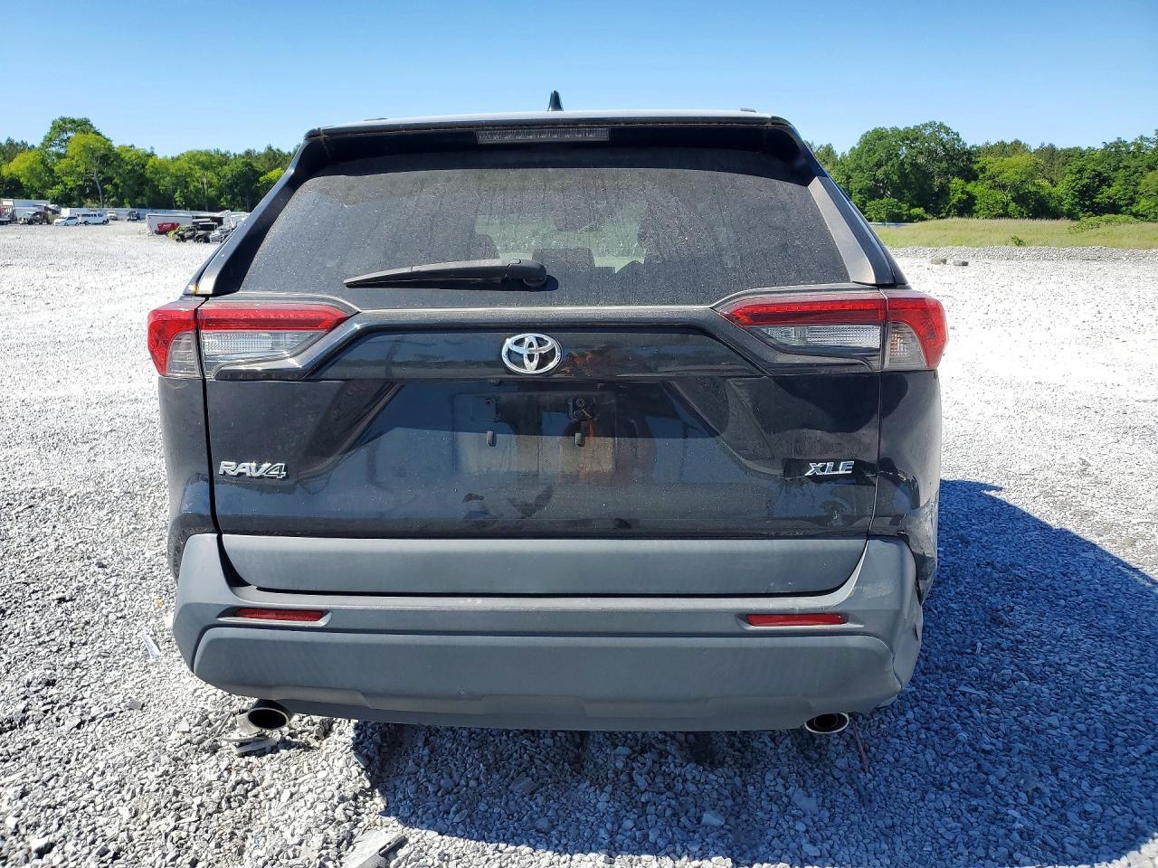 2021 Toyota Rav4 Xle Premium - Image 6