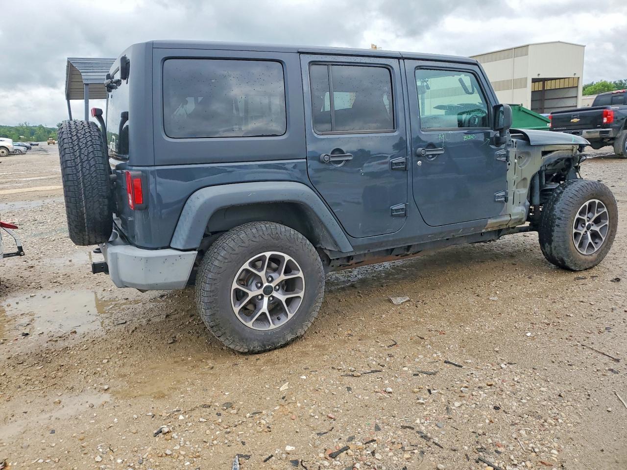 2017 Jeep Wrangler Unlimited Sport - Фото 3