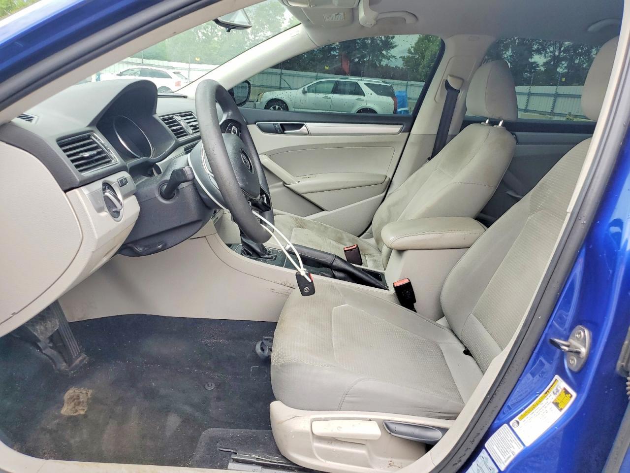 2017 Volkswagen Passat S - Image 7