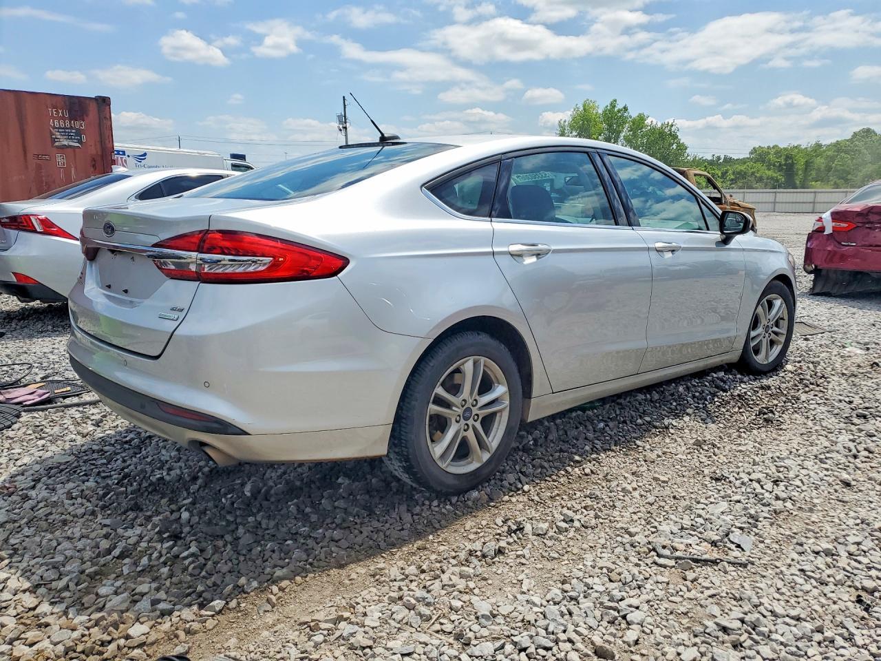 2018 Ford Fusion Se - Фото 3