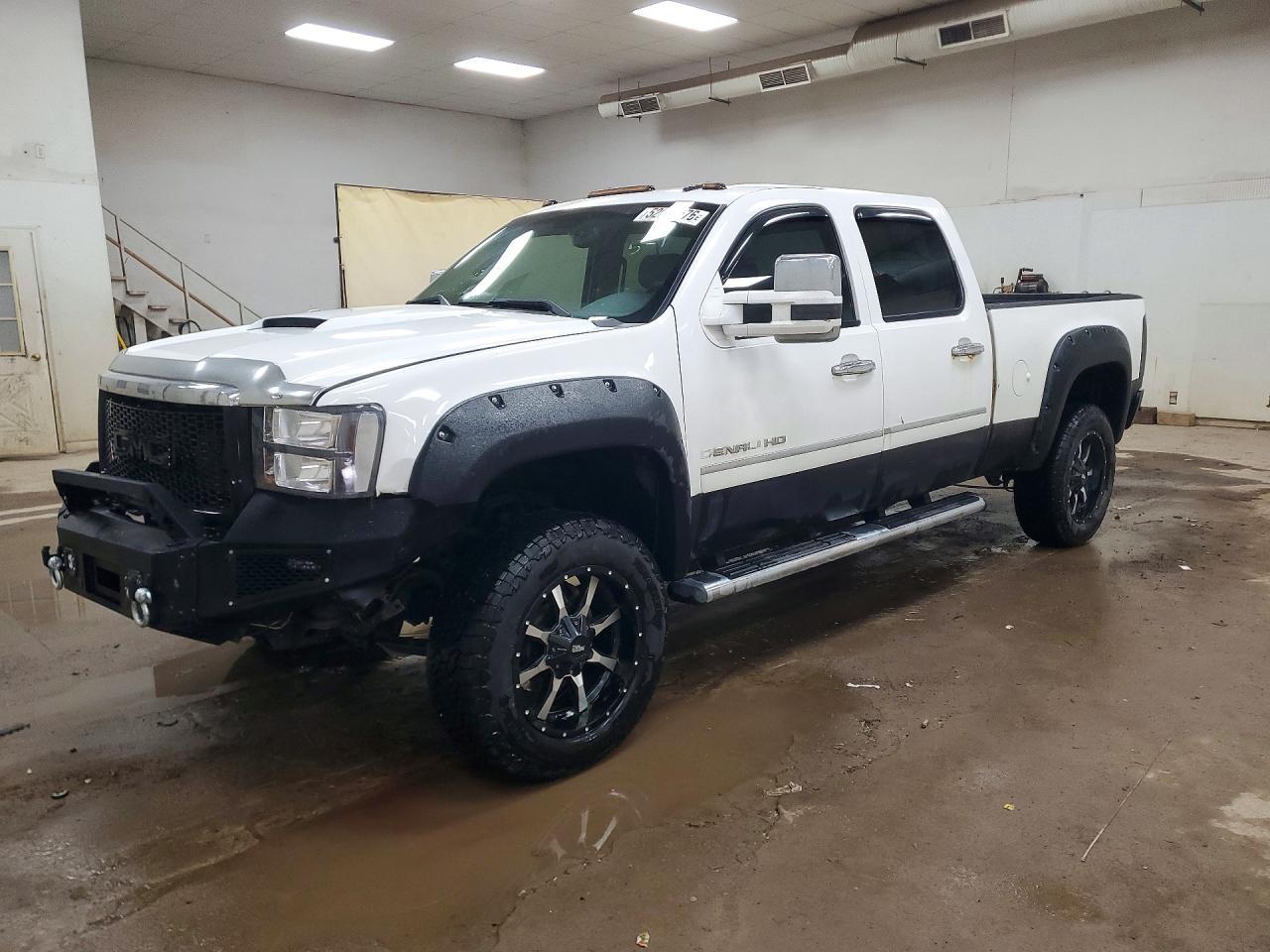 2011 GMC Sierra K3500 Denali