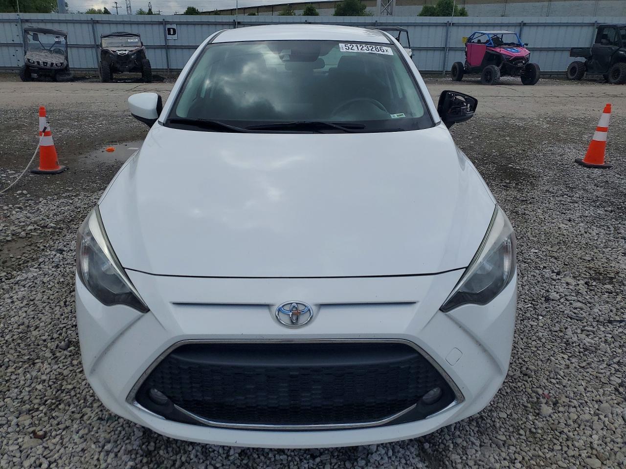 2019 Toyota Yaris Le - Фото 5