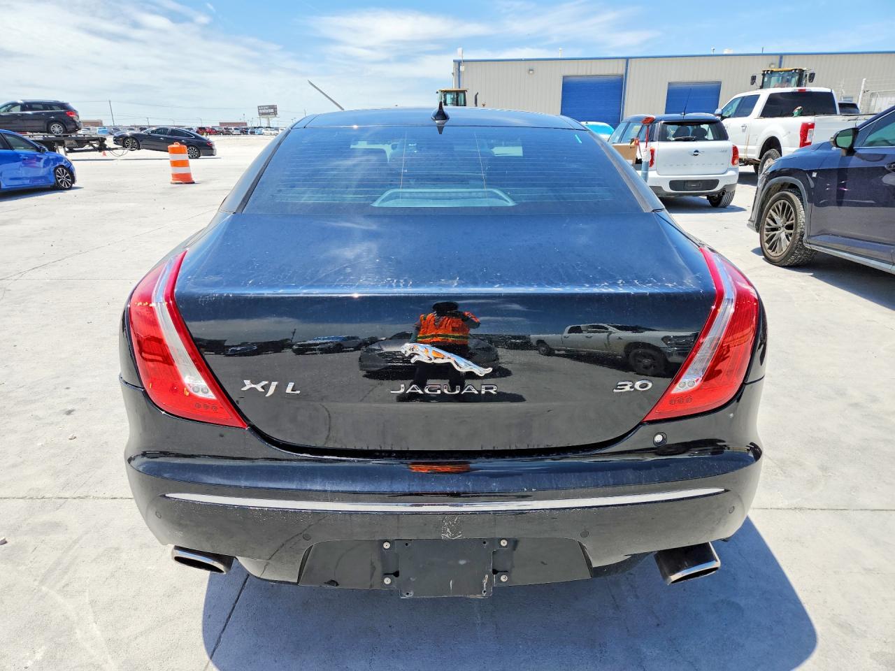2015 Jaguar Xjl Portfolio - Image 6