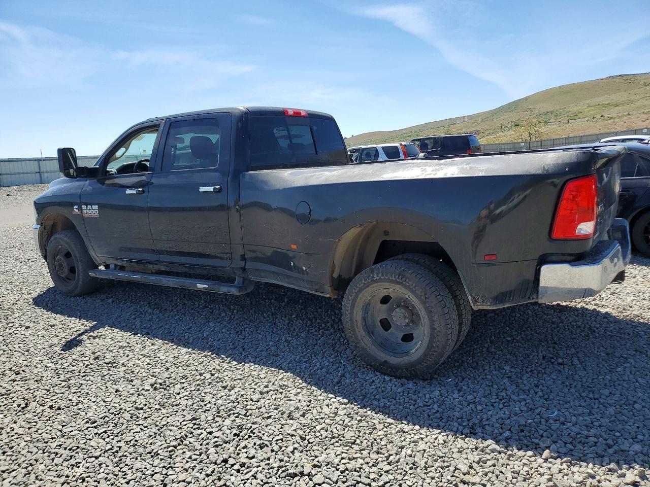 2017 Ram 3500 Slt - Фото 2