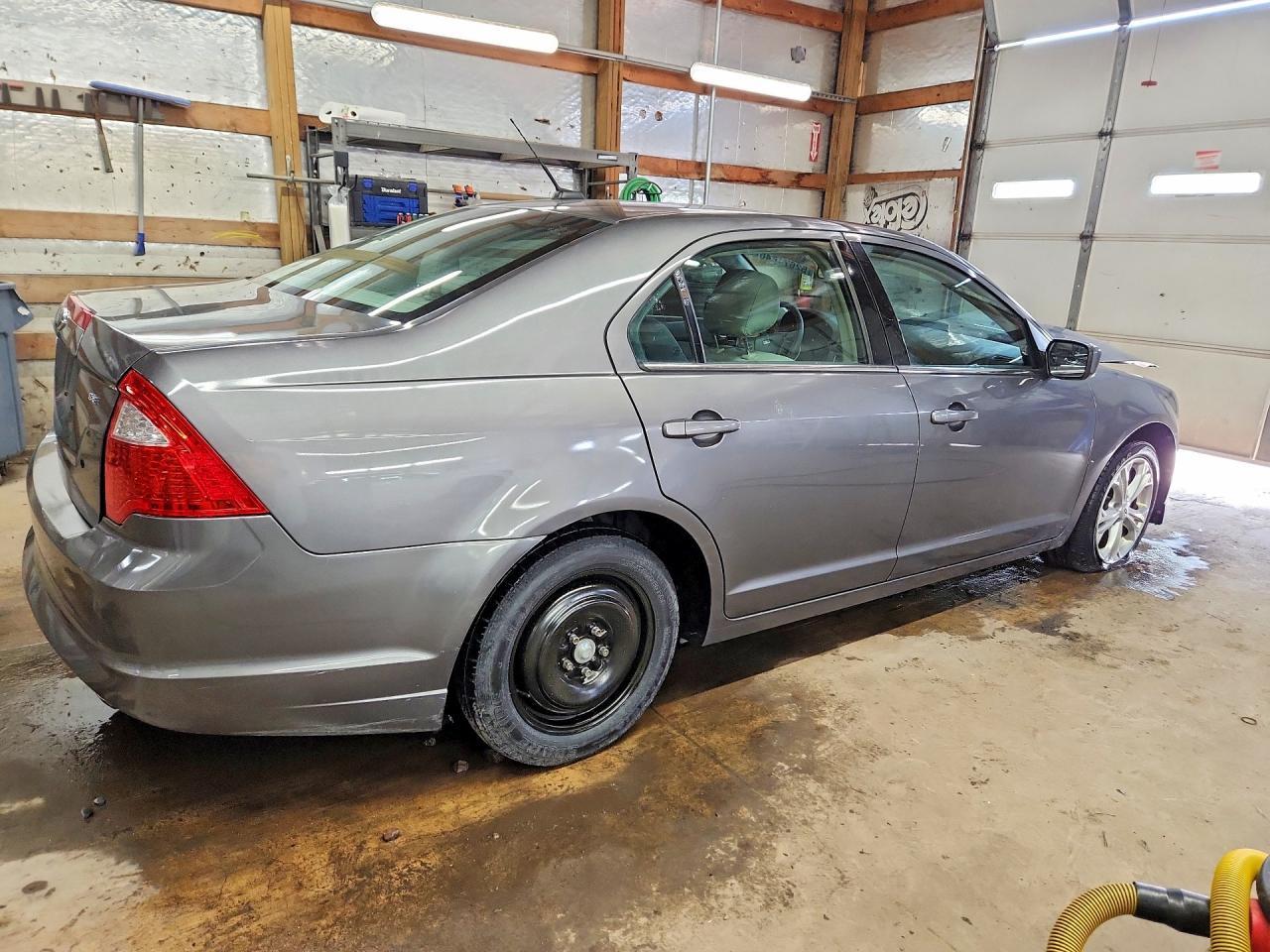 2012 Ford Fusion Se - Image 3