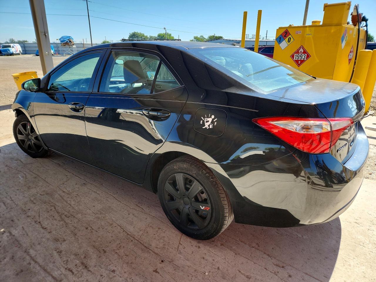 2016 Toyota Corolla Le - Image 2