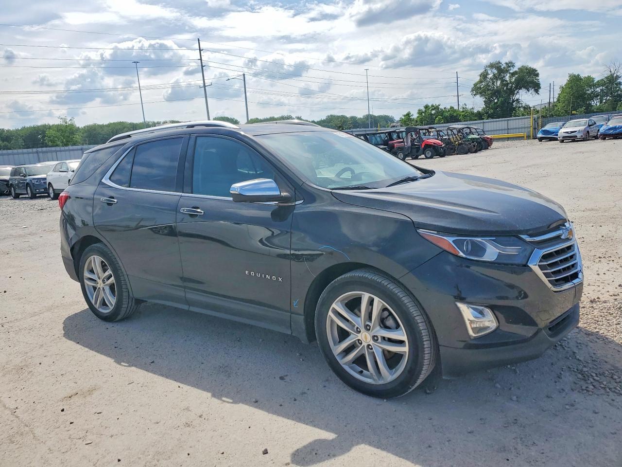 2019 Chevrolet Equinox Premier - Image 4