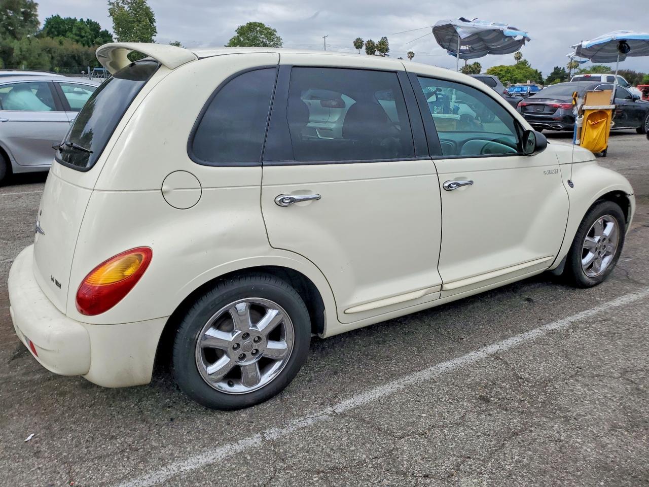 2004 Chrysler Pt Cruiser Limited - Image 3