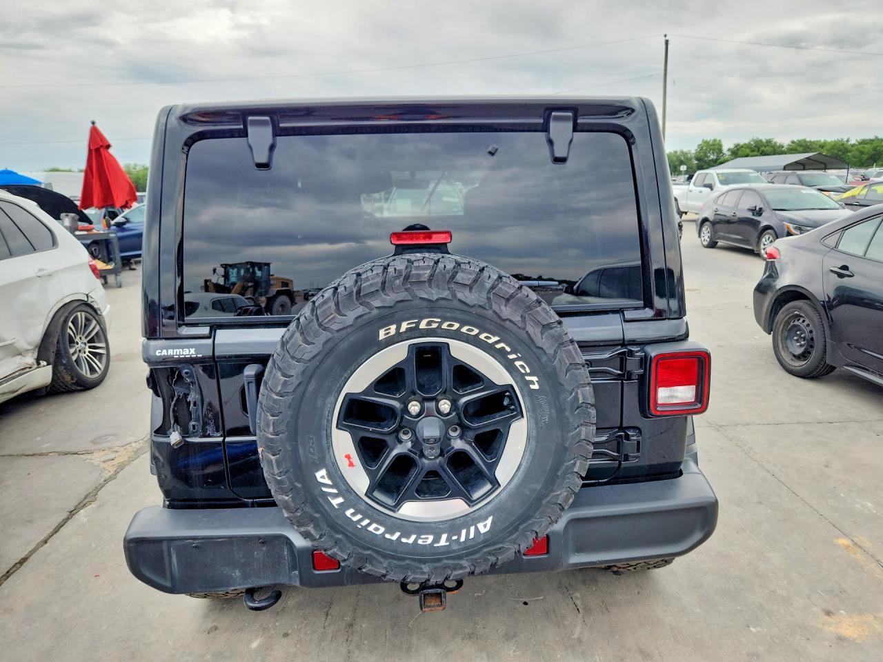 2021 Jeep Wrangler Unlimited Sahara - Image 6