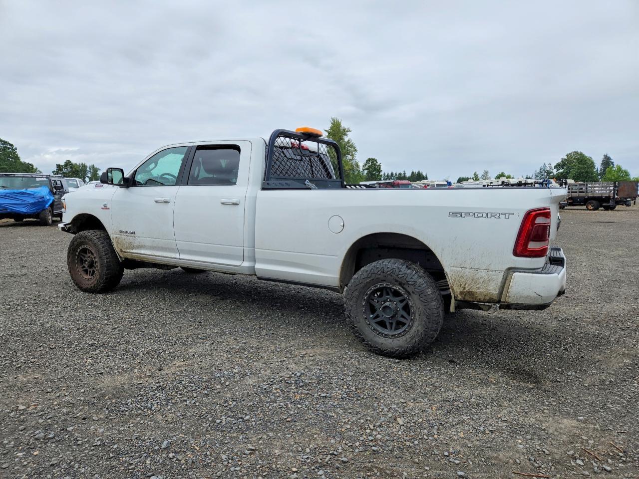 2021 Ram 3500 Big Horn - Фото 2