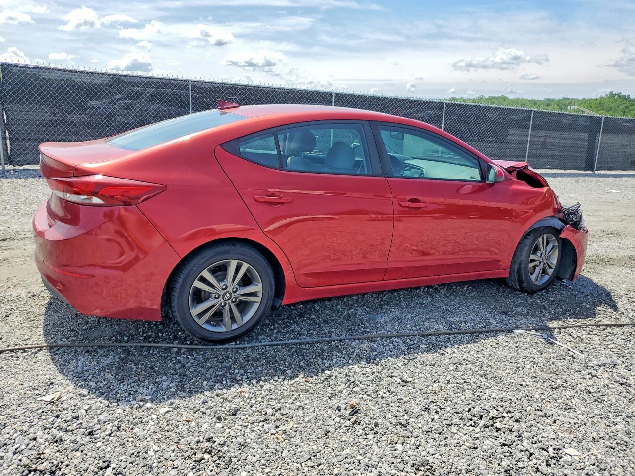 2017 Hyundai Elantra Se - Фото 3