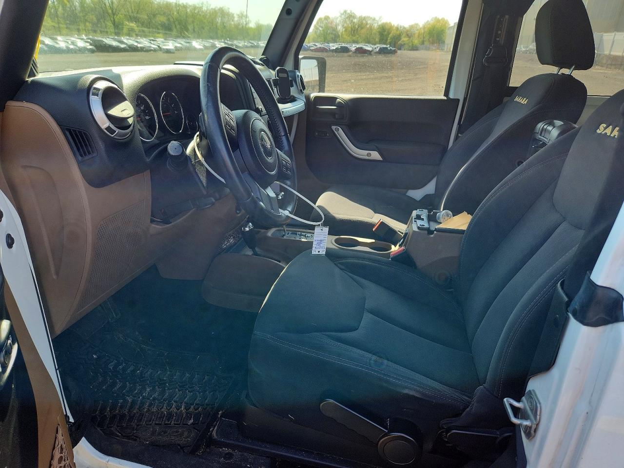 2013 Jeep Wrangler Sahara - Фото 7