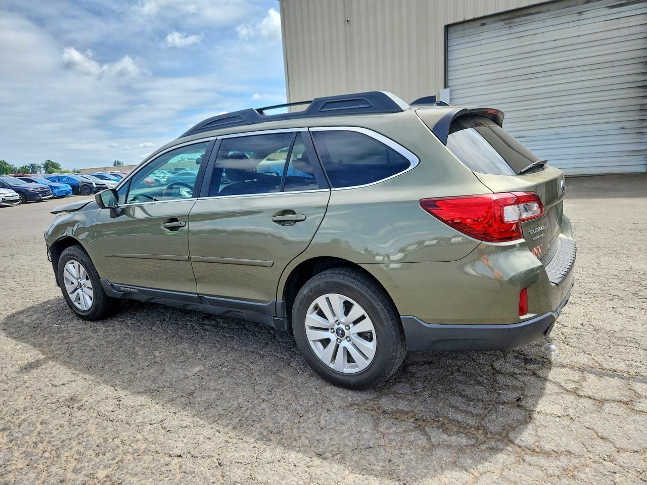 2017 Subaru Outback 2.5I Premium - Фото 2