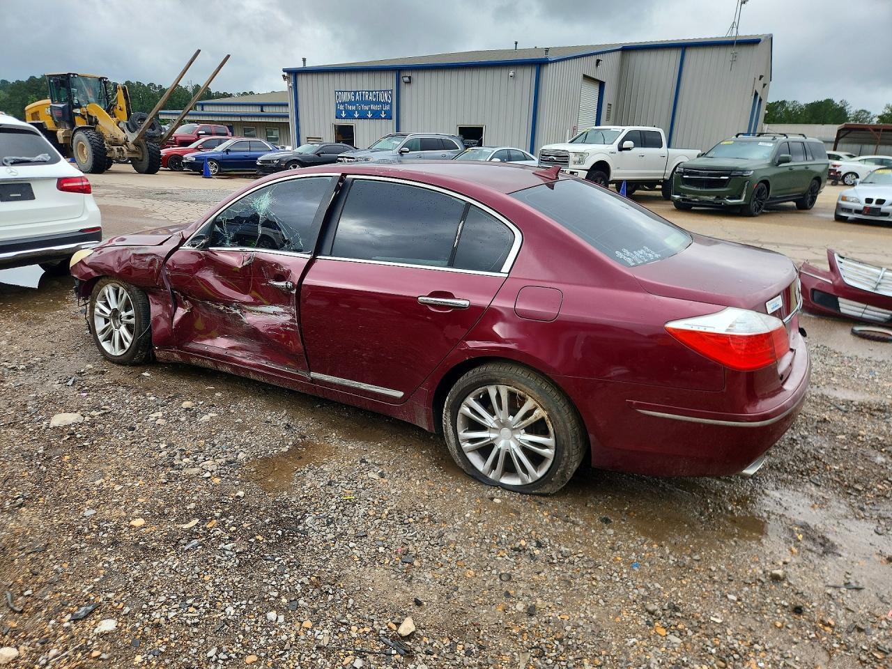 2011 Hyundai Genesis 4.6L - Image 2
