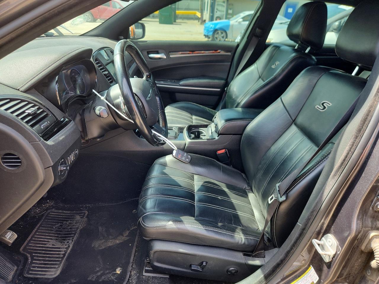 2019 Chrysler 300 S - Фото 7