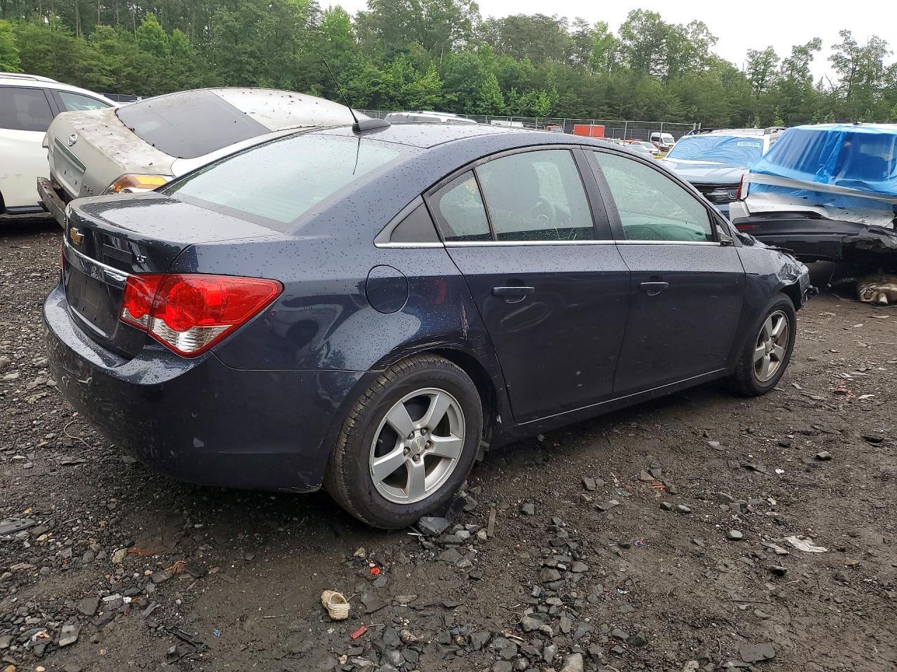 2016 Chevrolet Cruze Limited Lt - Image 3