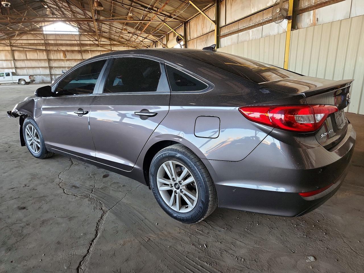 2015 Hyundai Sonata Se - Фото 2