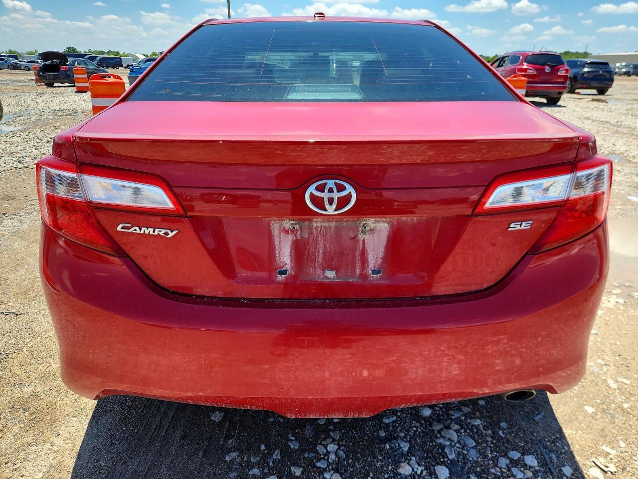 2013 Toyota Camry Se - Фото 6