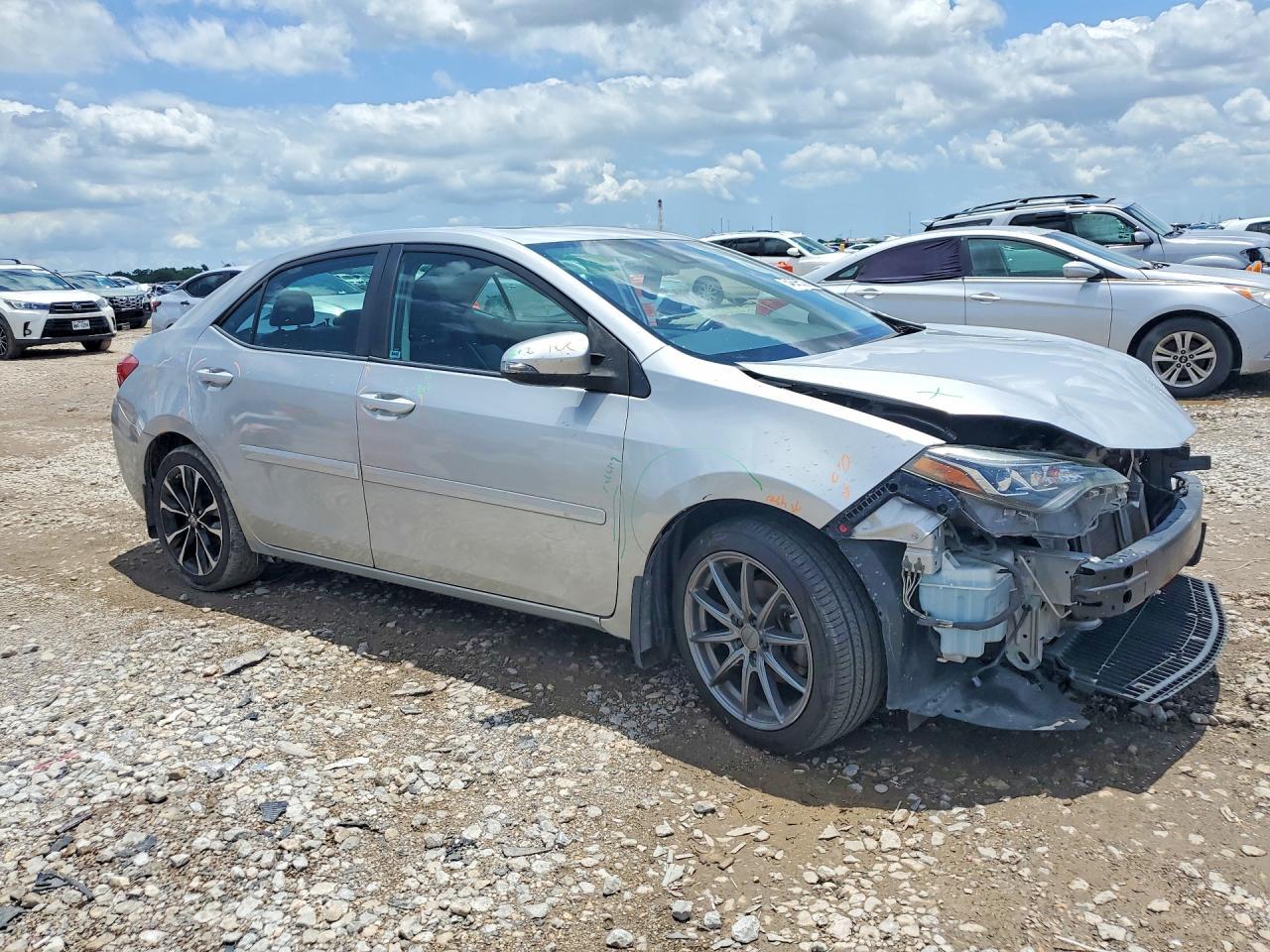 2017 Toyota Corolla Xse - Image 4