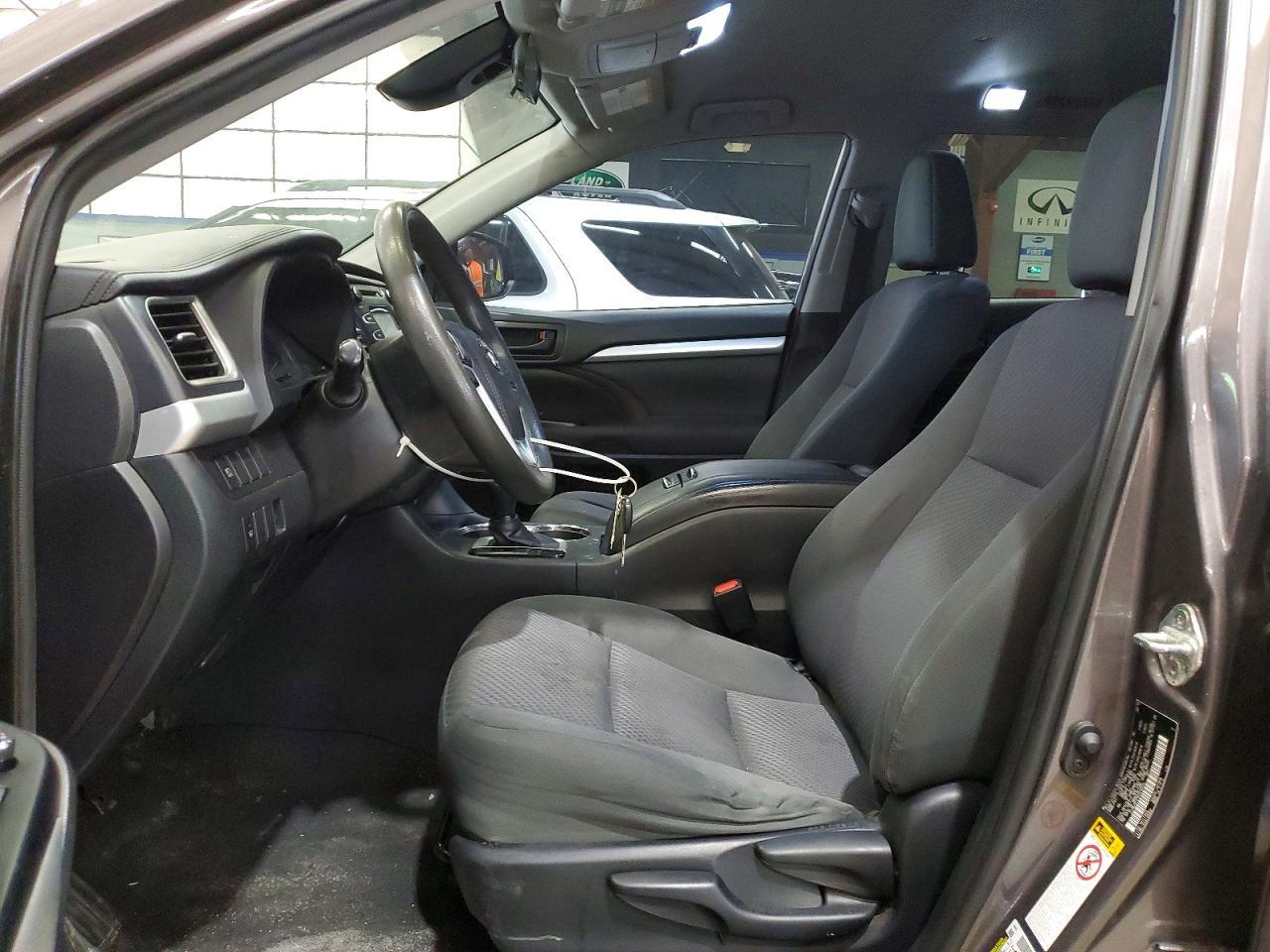 2019 Toyota Highlander Le - Image 7