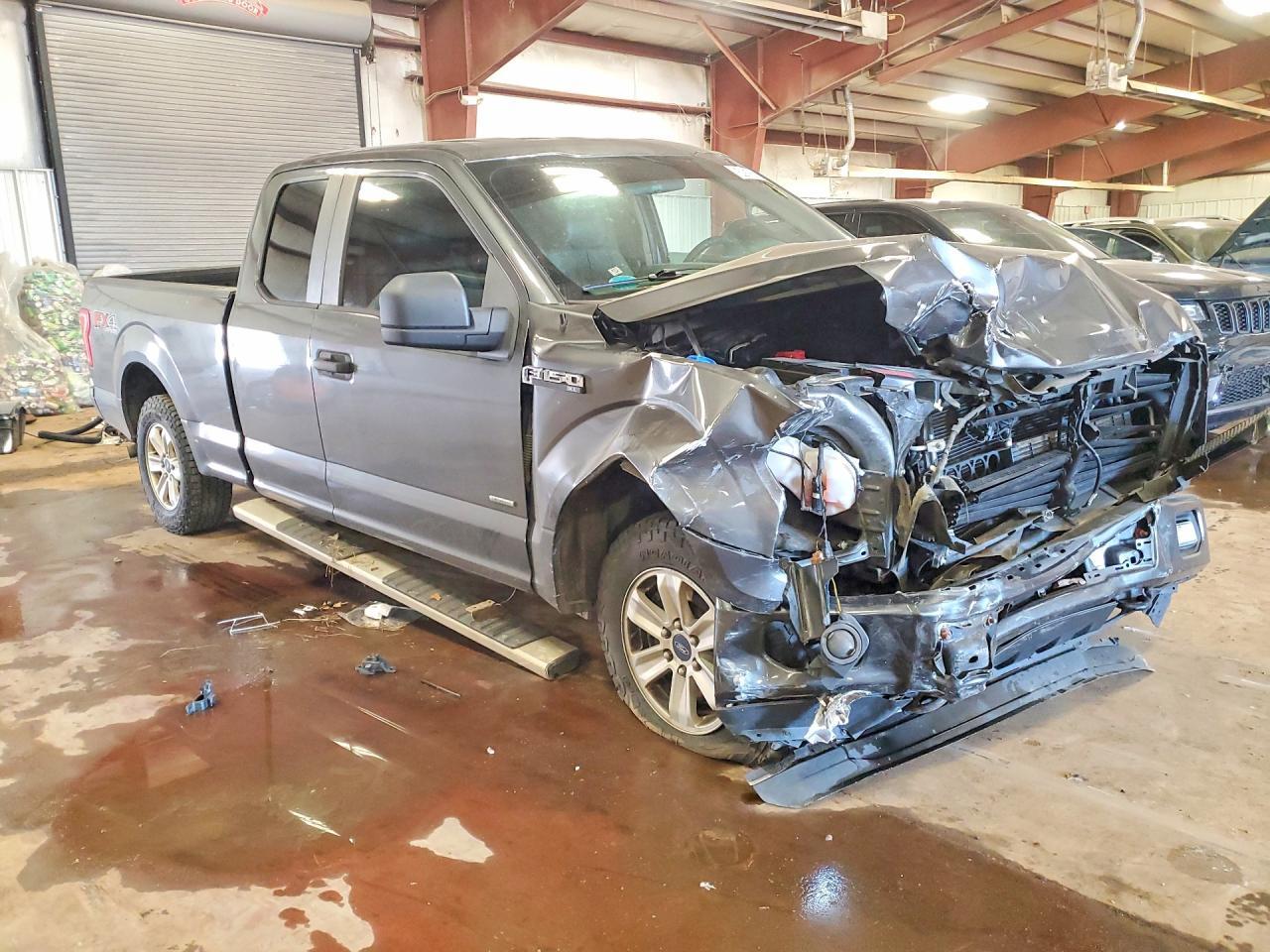 2016 Ford F150 Super Cab - Image 4