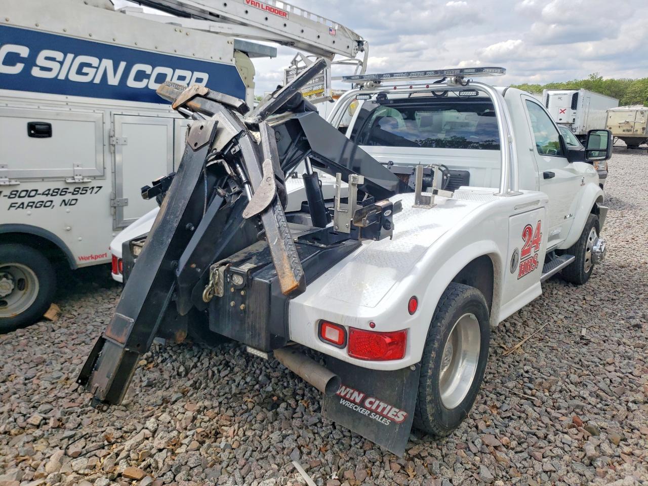 2024 Ram 4500 - Фото 3