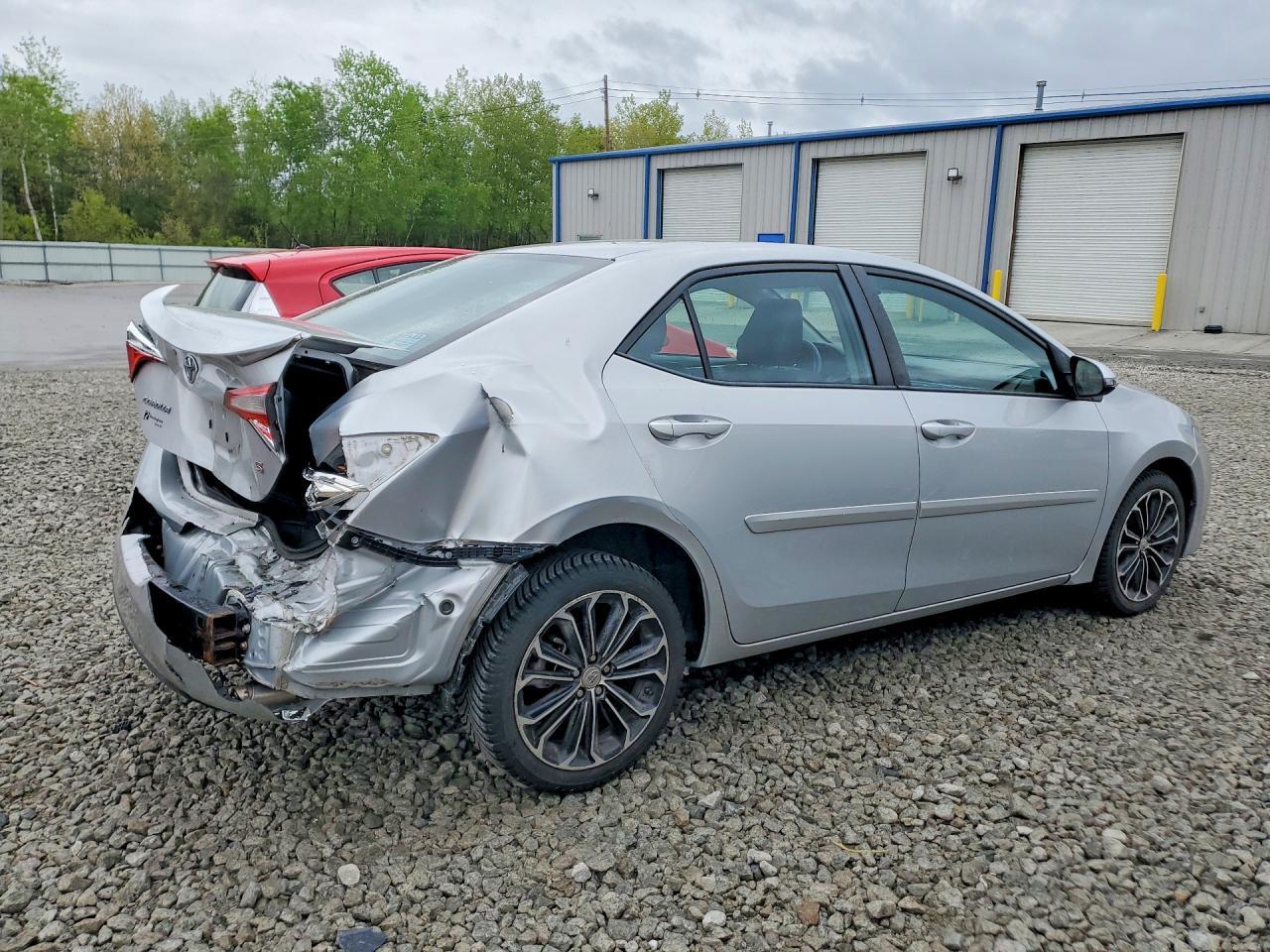 2015 Toyota Corolla S Plus - Фото 3