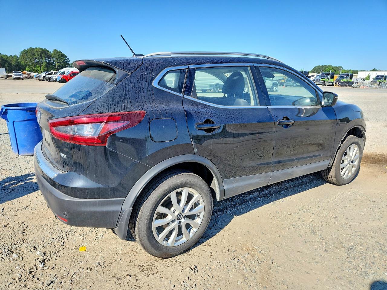 2021 Nissan Rogue Sport Sv - Фото 3