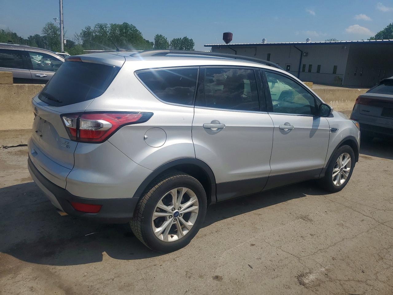 2017 Ford Escape Se - Фото 3