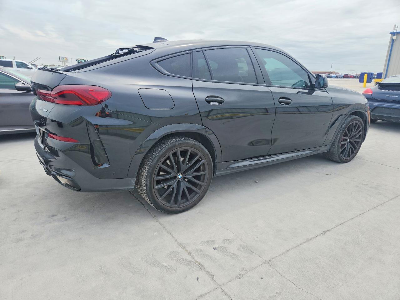 2023 BMW X6 xDrive40I - Фото 3