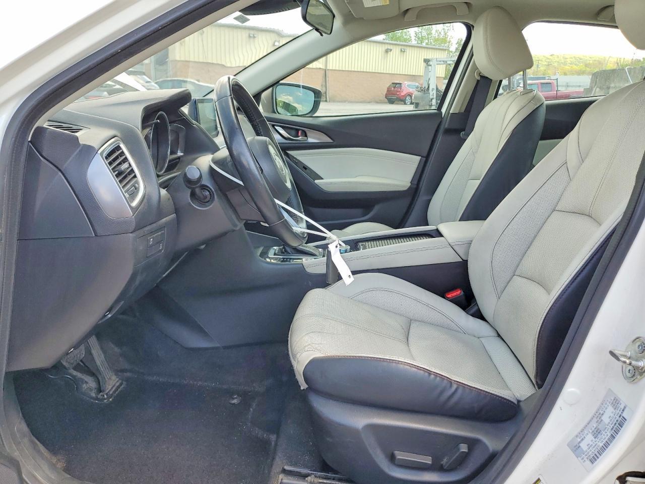 2018 Mazda 3 Grand Touring - Фото 7