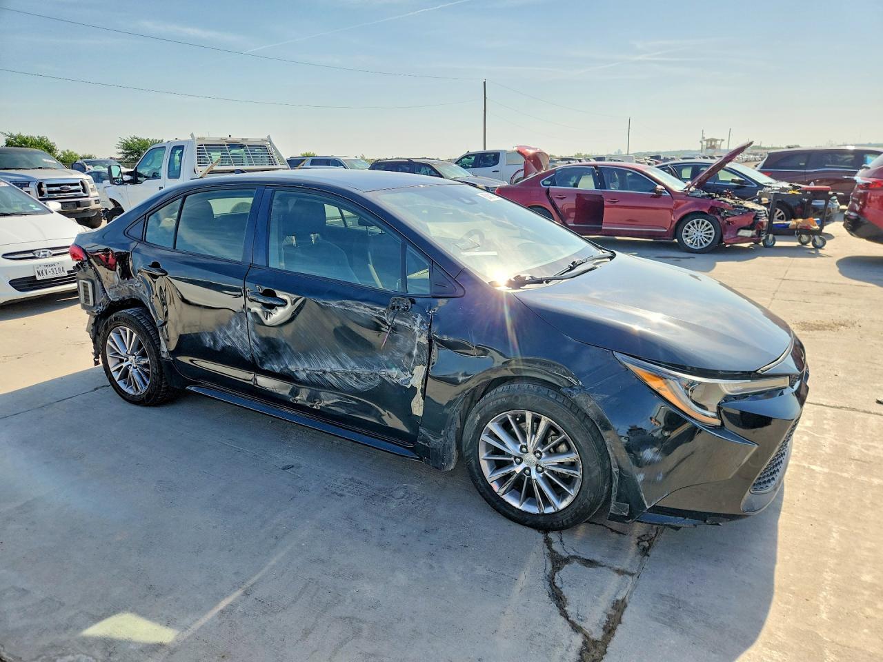 2020 Toyota Corolla Le - Image 4