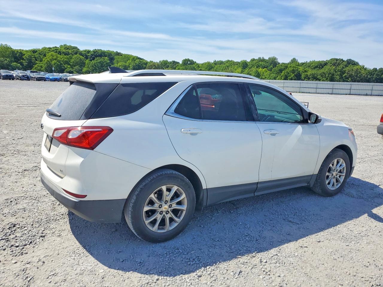 2018 Chevrolet Equinox Lt - Фото 3