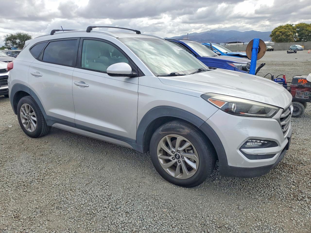 2017 Hyundai Tucson Se - Image 4