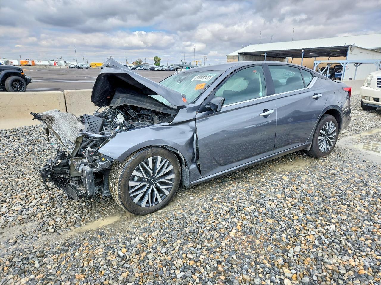 2024 Nissan Altima Sv