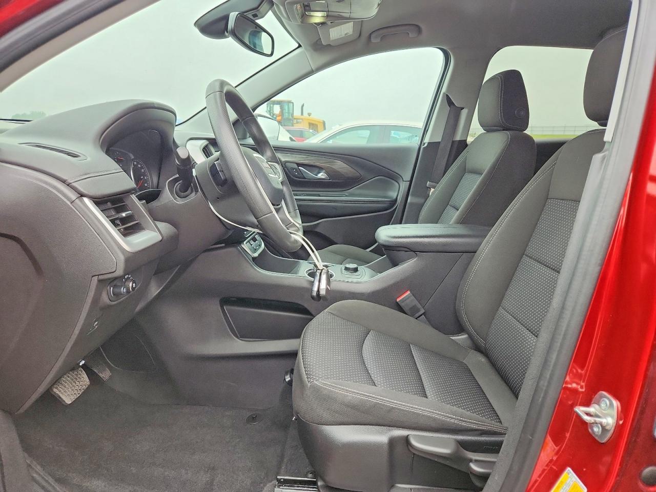 2024 GMC Terrain - Image 7