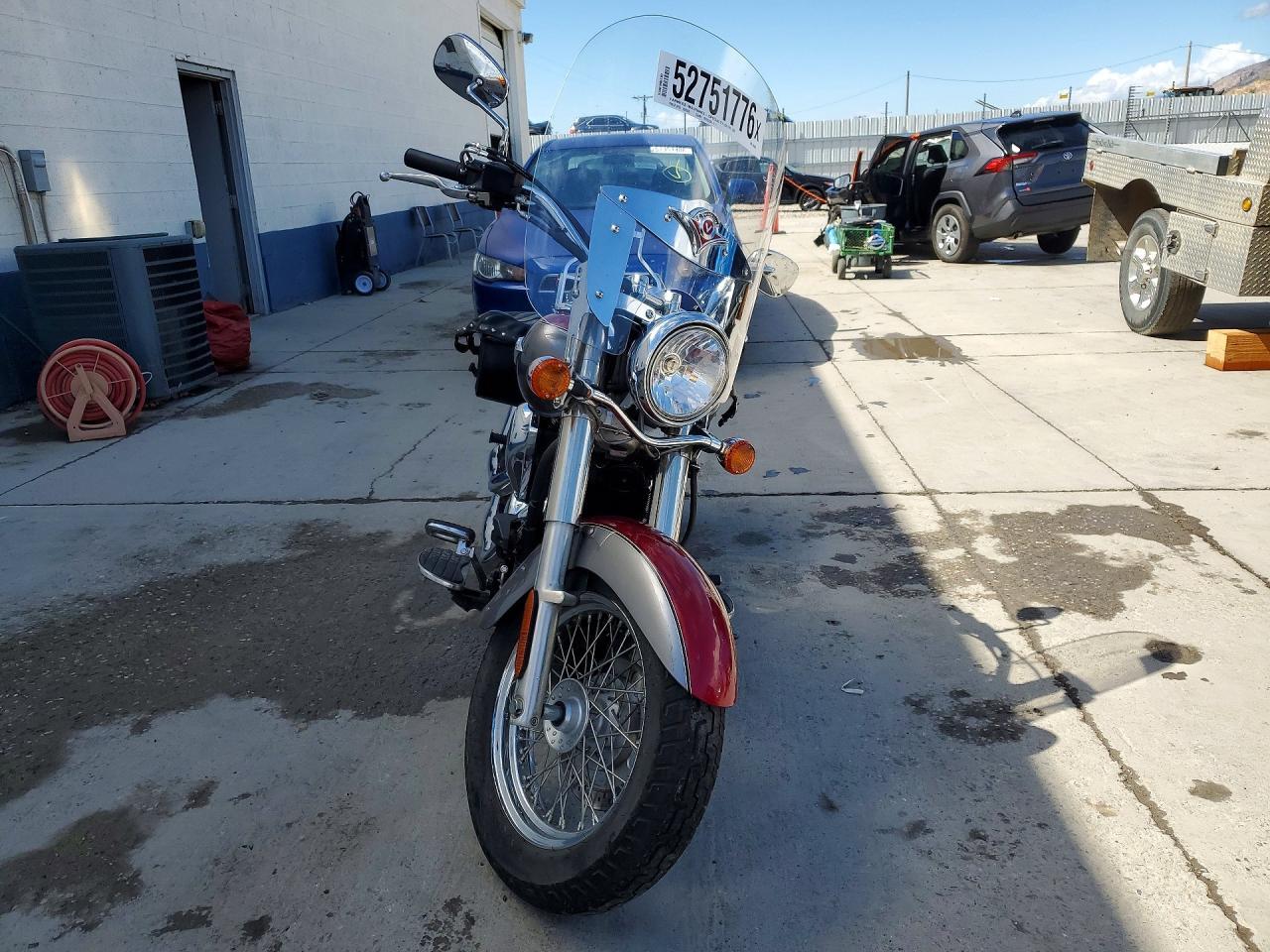 2014 Kawasaki Vn900 D - Image 2