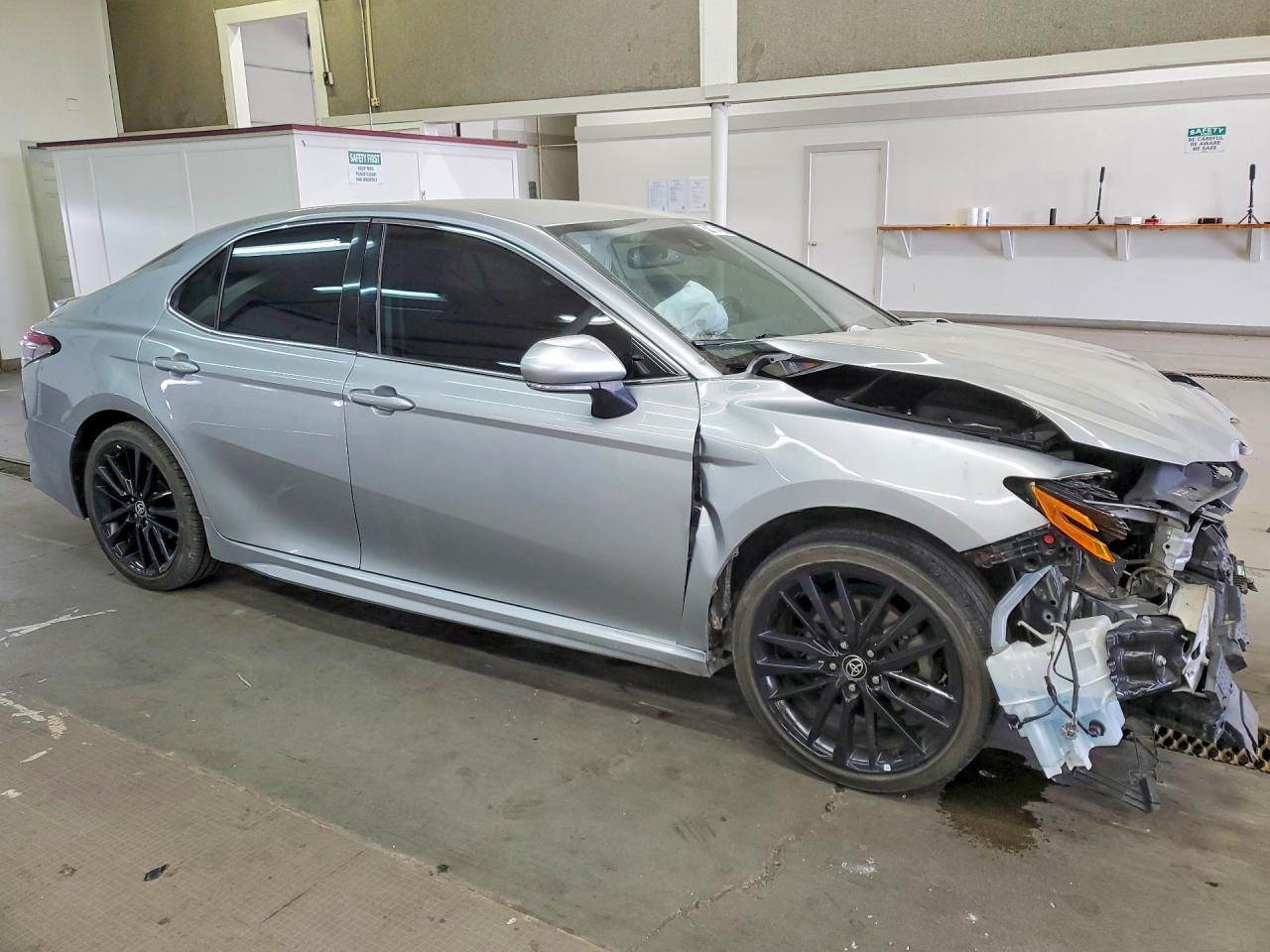 2021 Toyota Camry - Image 4