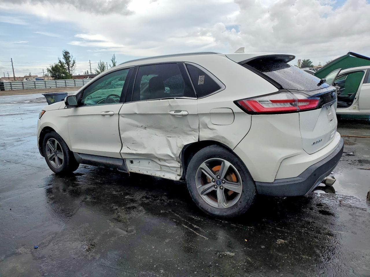 2020 Ford Edge Sel - Фото 2