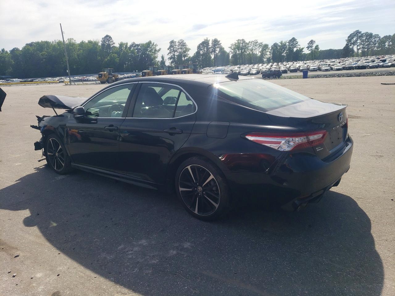 2020 Toyota Camry Xse - Image 2