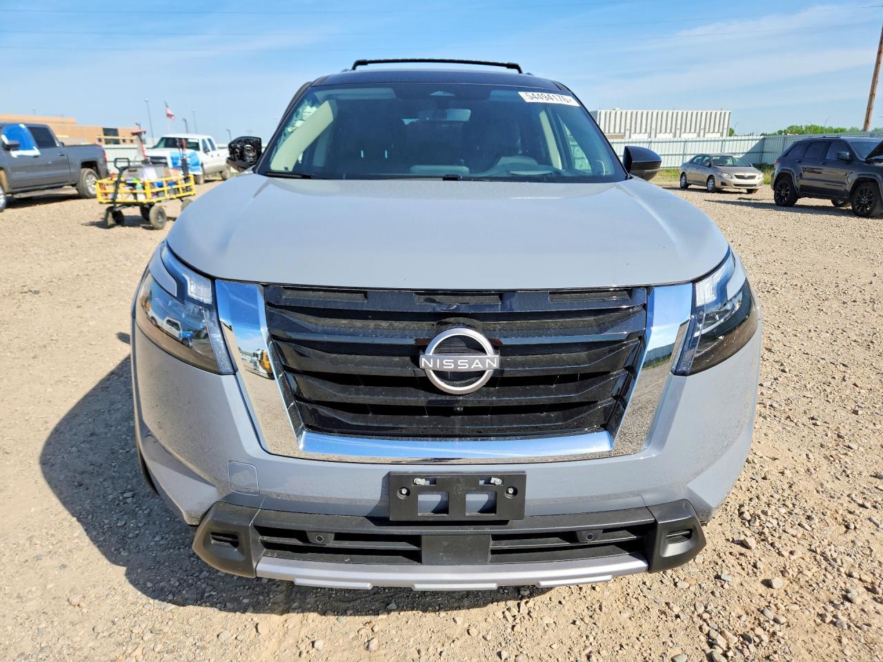 2025 Nissan Pathfinder Platinum - Фото 5