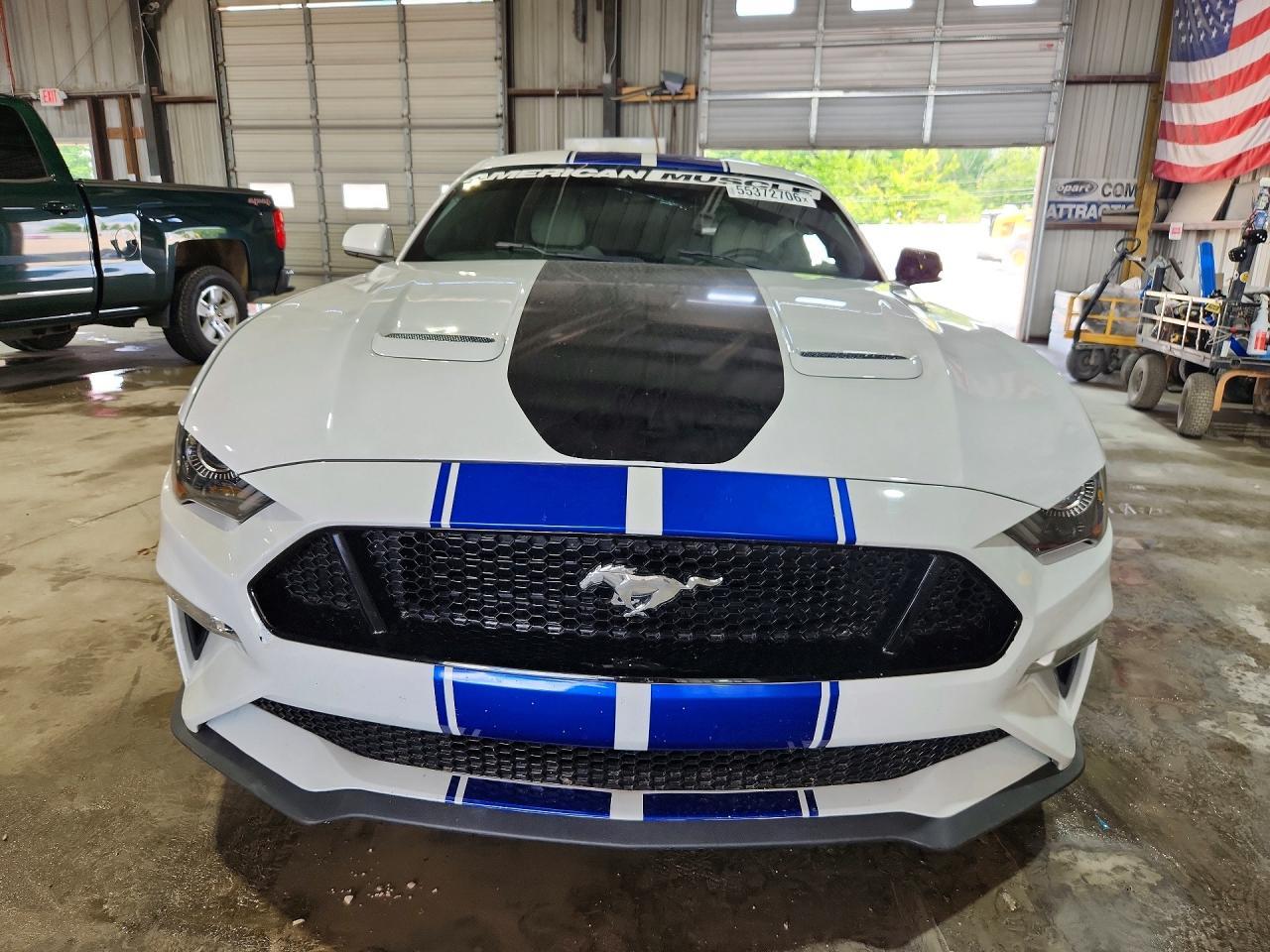 2020 Ford Mustang Gt - Image 5
