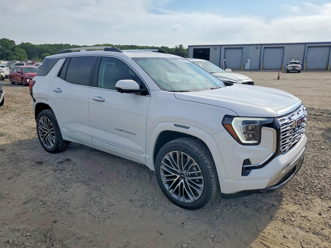 2026 GMC Terrain Denali - Фото 4