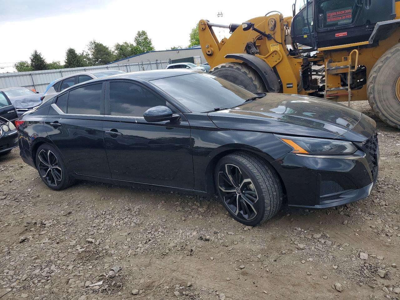 2023 Nissan Altima Sr - Фото 4