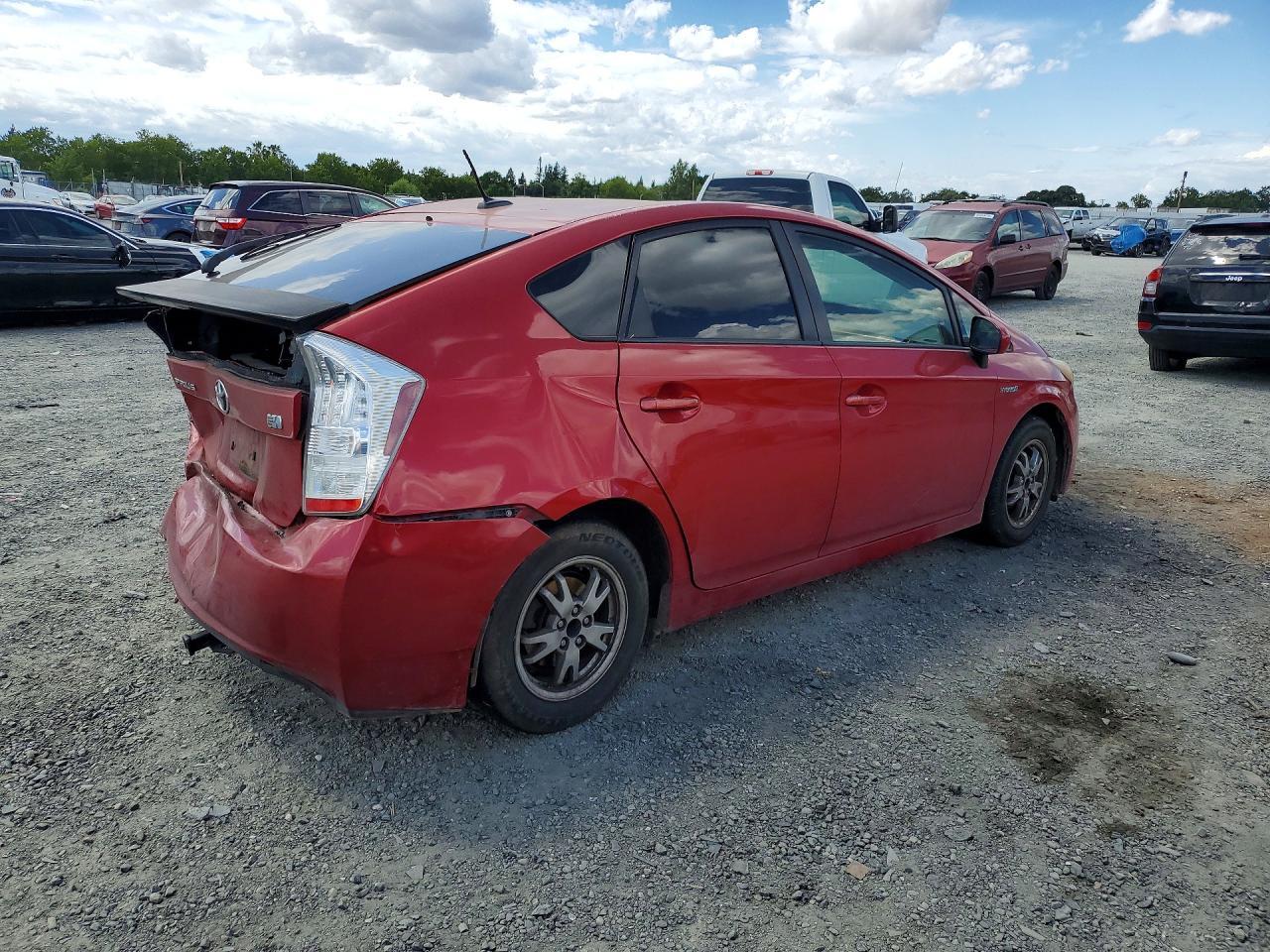 2010 Toyota Prius Iii - Фото 3