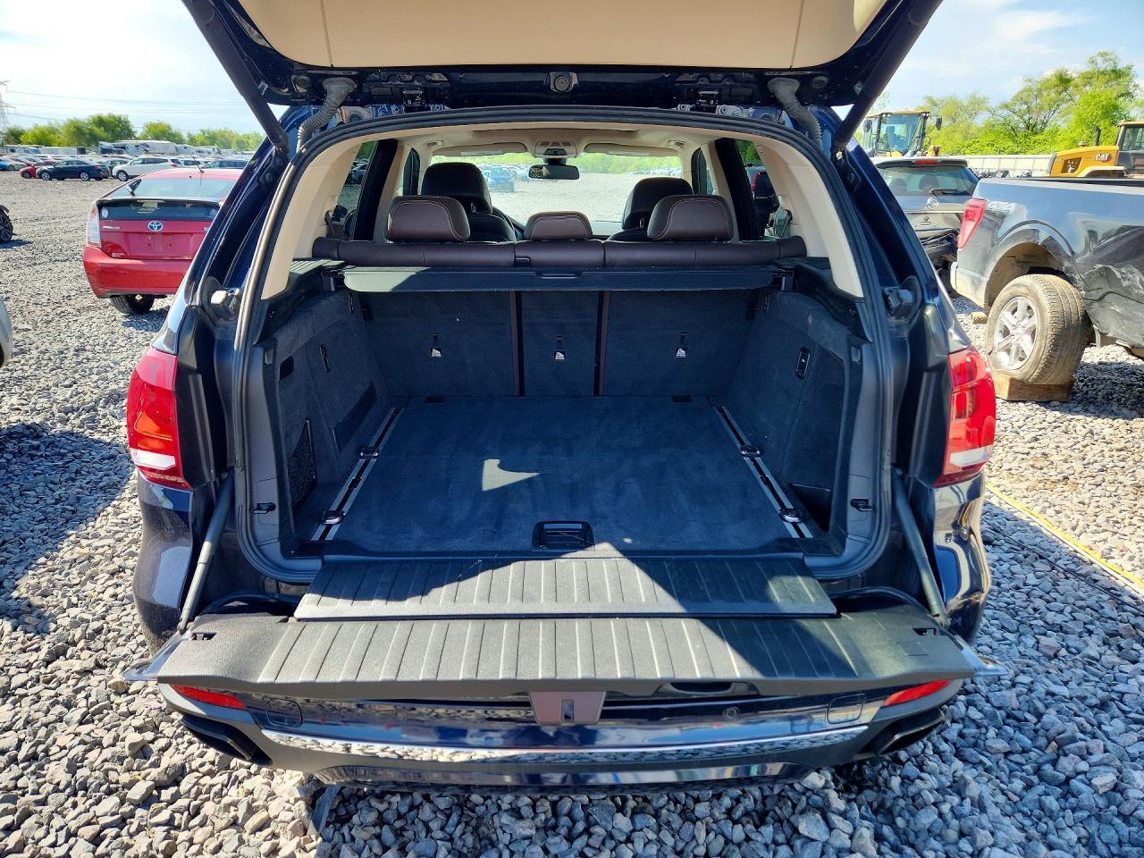2016 BMW X5 xDrive50I - Фото 6