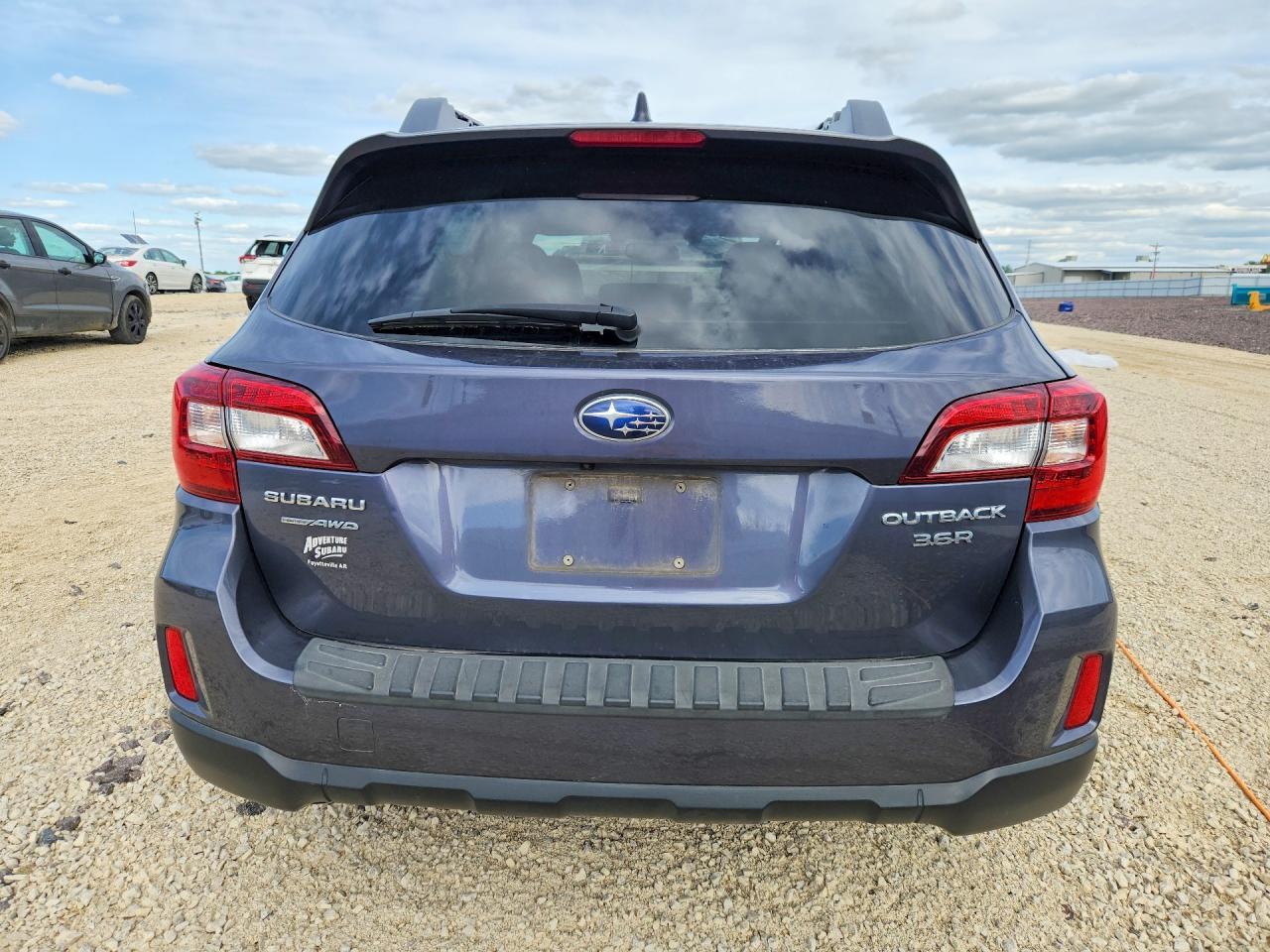 2016 Subaru Outback 3.6R Limited - Фото 6