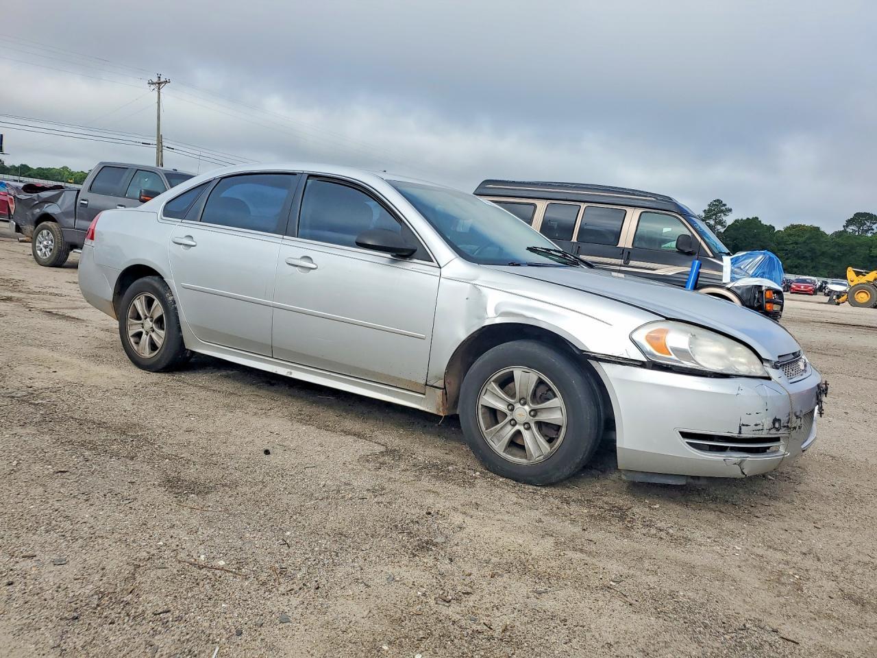 2012 Chevrolet Impala Ls - Image 4